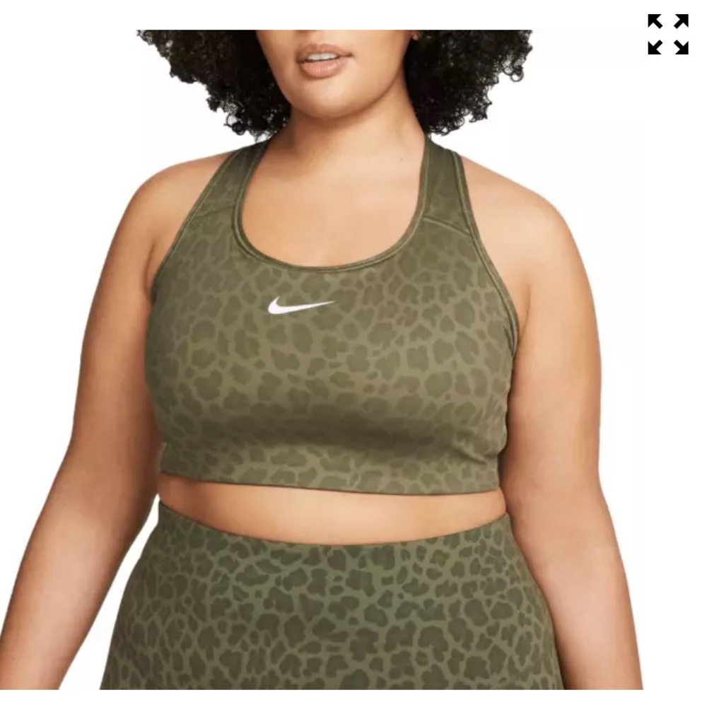 Nike pro sports bra and leggings set NWT